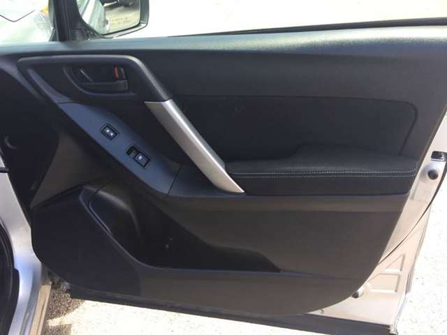 2014 Subaru Forester AWD 2.5i 4dr Wagon CVT